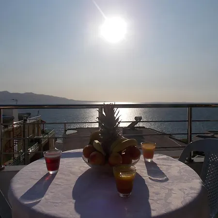 Frenki Appartamento Sarandë